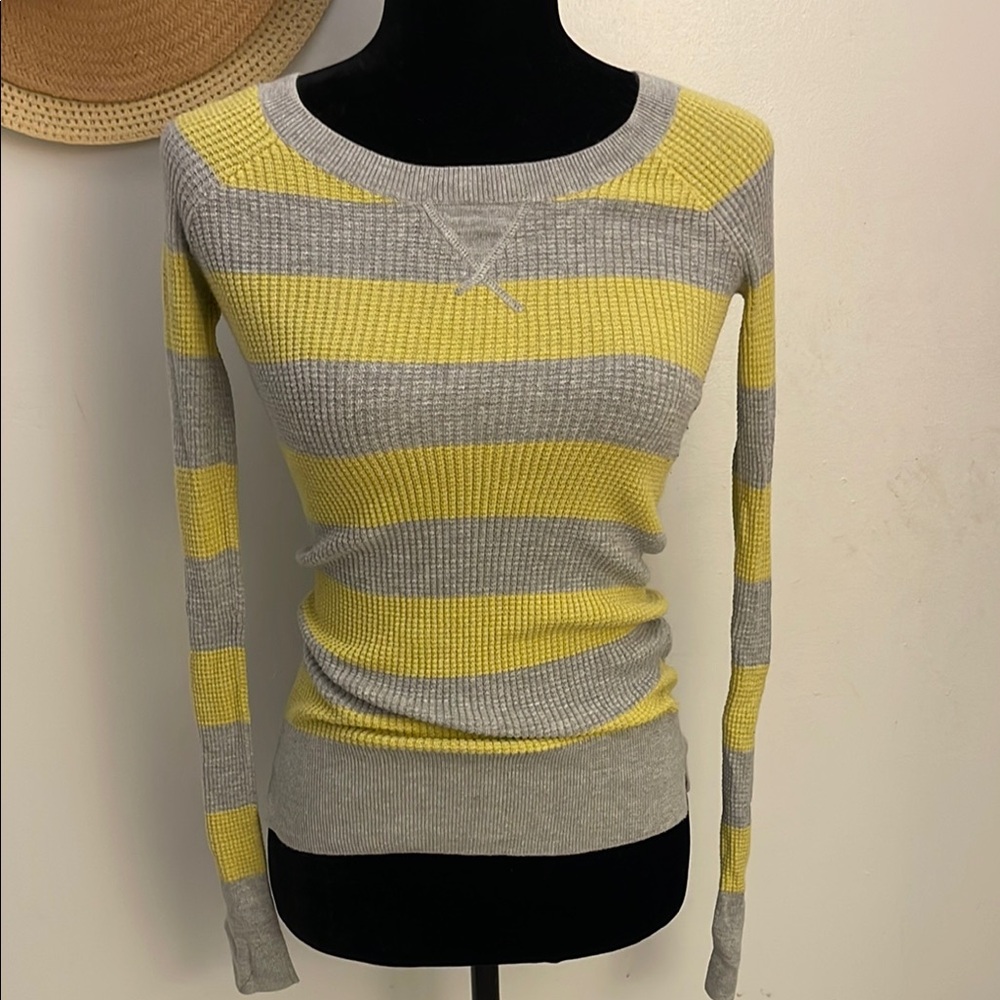 American Eagle Outfitters | Yellow and Gray Striped Crew Neck Sweater Size XS
